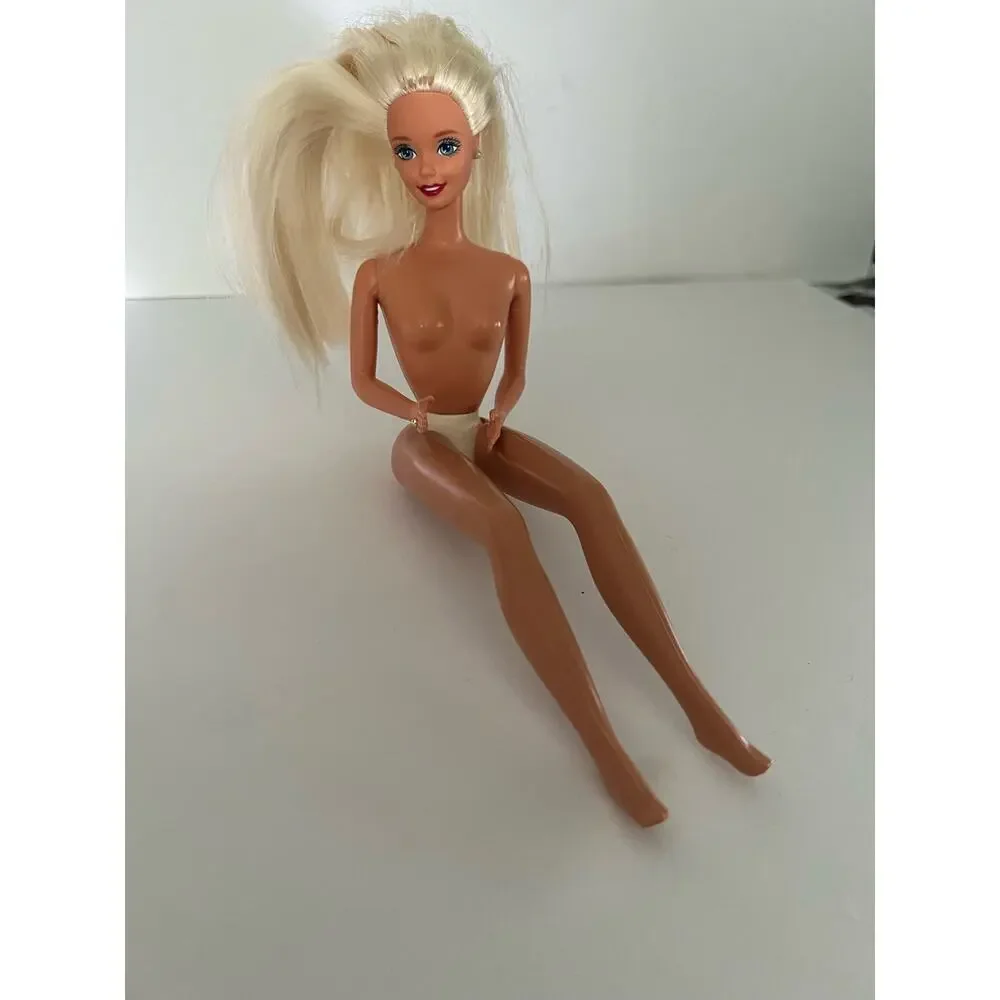 Vintage Barbie Doll Mattel 1966 Indonesia Blonde Nude Original Body